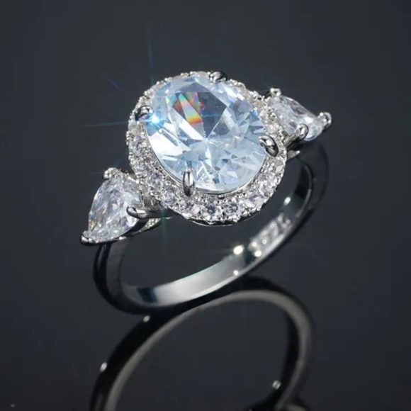 Nwot Moissanite Halo 925 Sterling Silver Ring sz 6 - Picture 6 of 15